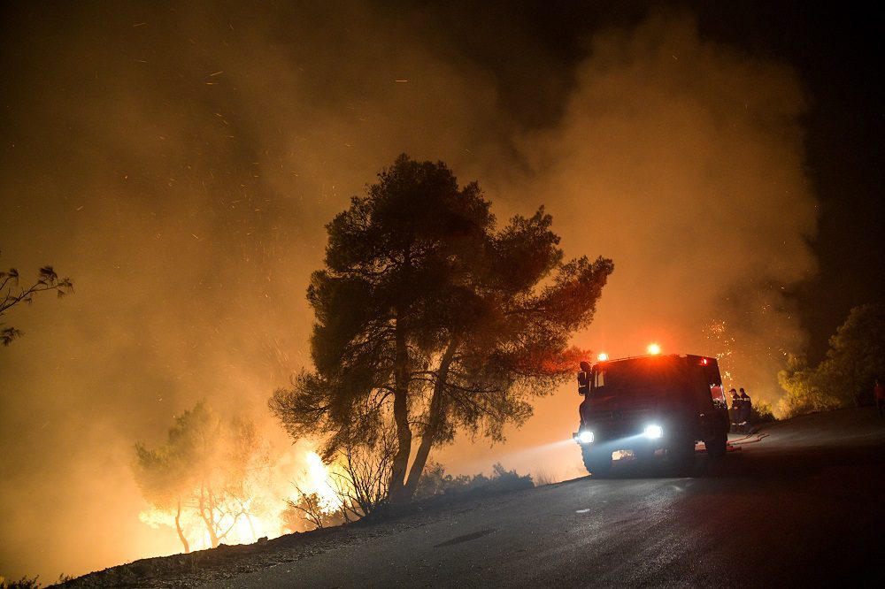 Ασπρόπυργος: Μάχη με τις φλόγες σε χαράδρες – Πύρινα μέτωπα σε Ξάνθη και Φάρσαλα