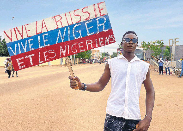 Νίγηρας: Η «ραδιενεργή» σύγκρουση