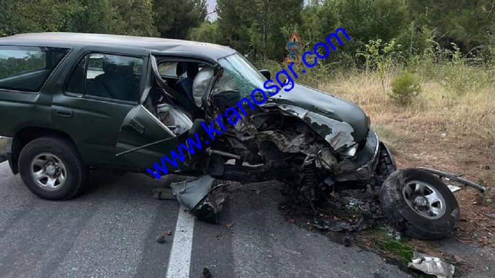 Θεσσαλονίκη: Στρατιωτικό τζιπ έπεσε σε δέντρο – Ελαφρά τραυματίστηκε ο οδηγός
