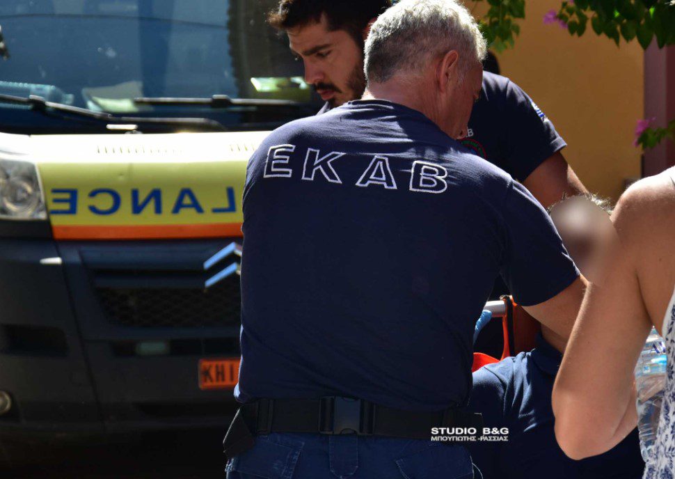 Απίστευτο ατύχημα στο Ναύπλιο – Κατσαρόλα έπεσε από τον δεύτερο όροφο και τραυμάτισε περαστικό