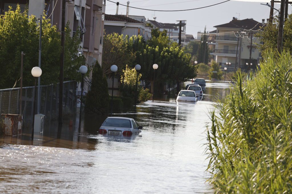 Φωτορεπόρτερ για πλημμύρες στη Θεσσαλία: «Κάνω 32 χρόνια αυτή τη δουλειά, αυτή τη φυσική καταστροφή δεν την έχω δει ποτέ» (Video)