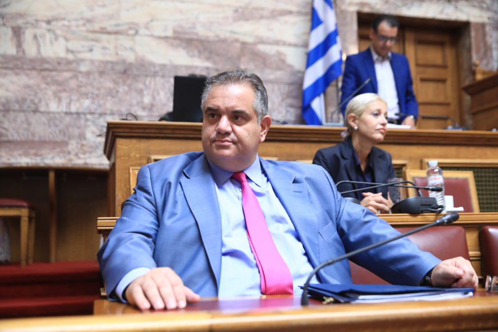 Χαλκίδα: Το Οικονομικό Επιμελητήριο απαντά για τη βράβευση της «προϊσταμένης» του κυκλώματος από τον Β. Σπανάκη