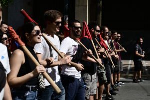 Απεργία: Ηχηρό «όχι» στο νομοσχέδιο έκτρωμα της κυβέρνησης Μητσοτάκη &#8211; «Δεν θα γίνουμε σύγχρονοι σκλάβοι» (Videos &#038; photos)