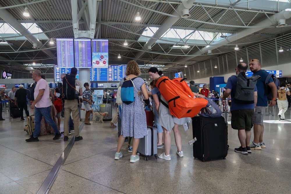 Χρονιά ρεκόρ το 2023 για τα ελληνικά αεροδρόμια