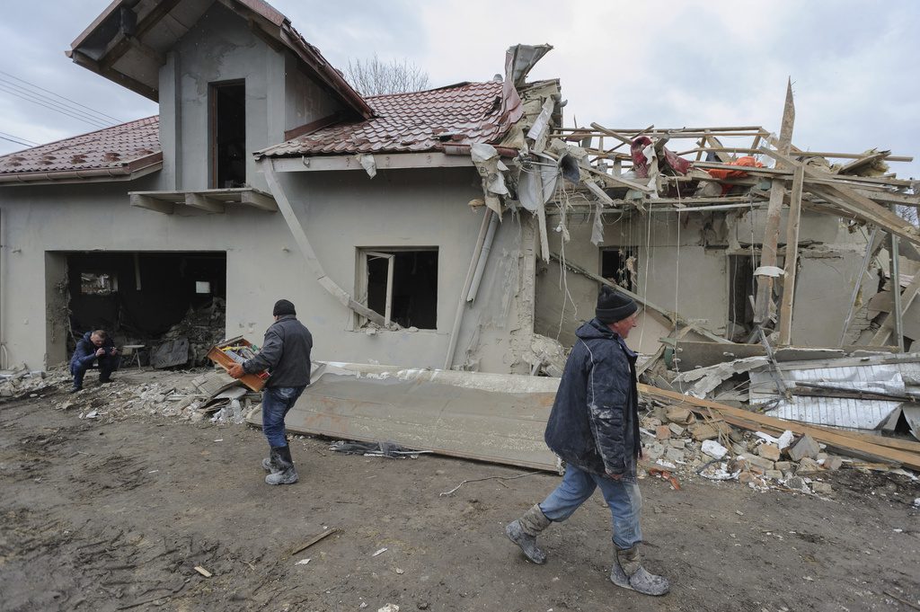 Πόλεμος στην Ουκρανία: Ισχυρές εκρήξεις στην πόλη Λβιβ – Ένας άντρας τραυματίστηκε σοβαρά