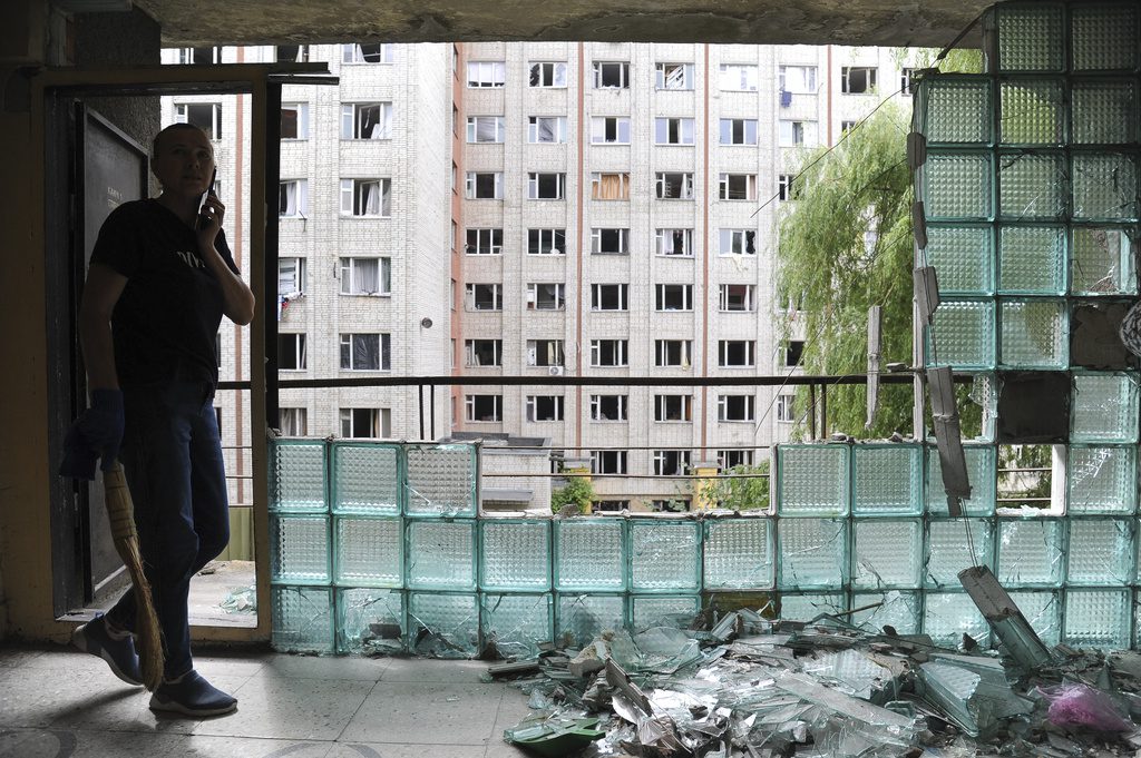 Πόλεμος στην Ουκρανία: Εκρήξεις στο Κίεβο και σειρήνες συναγερμού για ρωσική αεροπορική επιδρομή