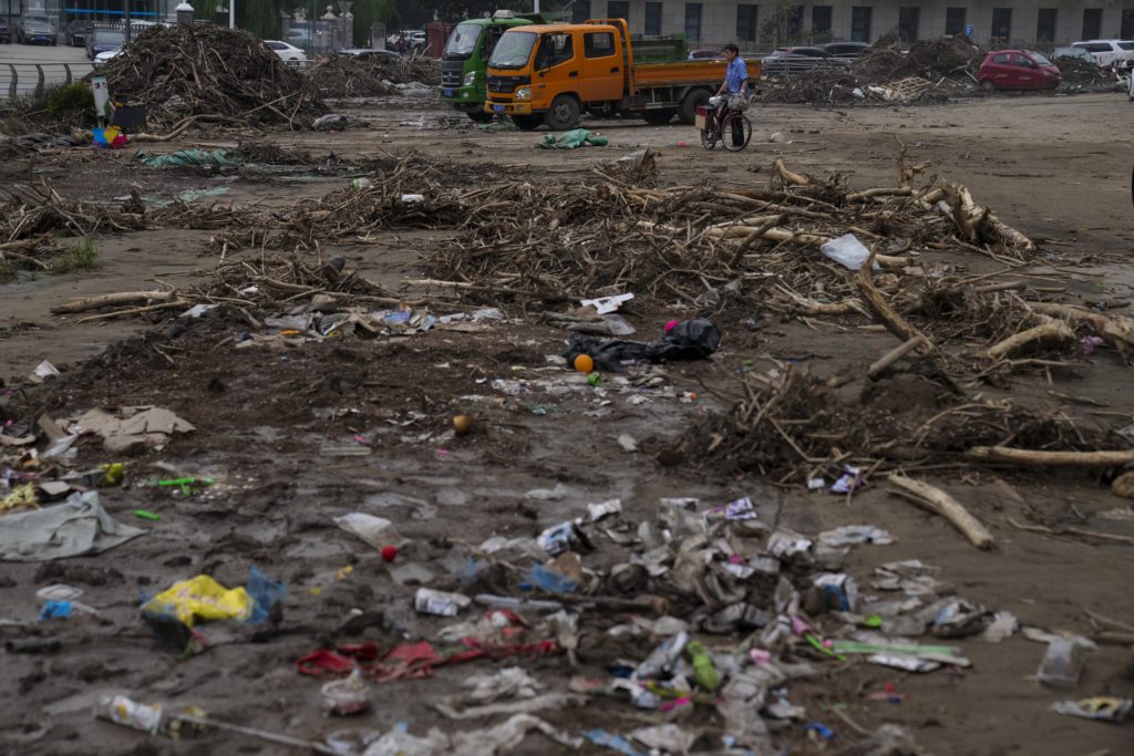 Κίνα: Σε κατάσταση συναγερμού η Σεντζέν για τον τυφώνα Σάολα – Κλείνουν γραφεία, καταστήματα και σχολεία