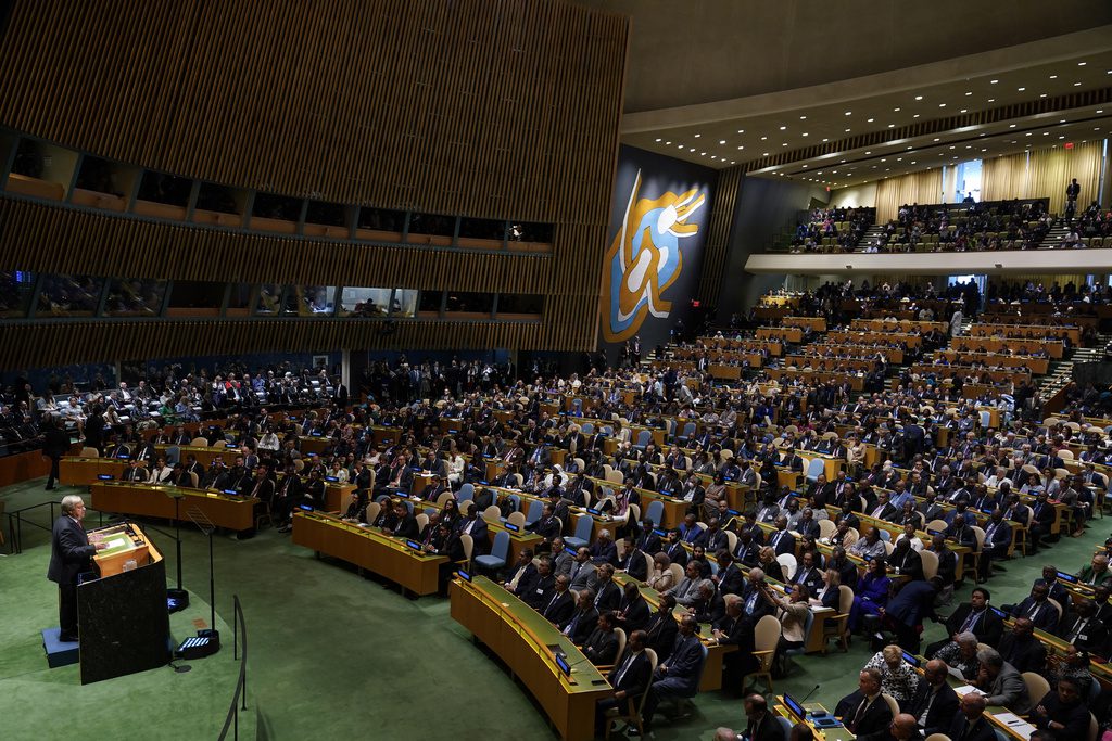 Διεθνής Τύπος: Αλλαγές στο Συμβούλιο Ασφαλείας ζητά ο γγ του ΟΗΕ – Η Βρετανία μπορεί να γίνει «συνεργαζόμενο μέλος» της ΕΕ