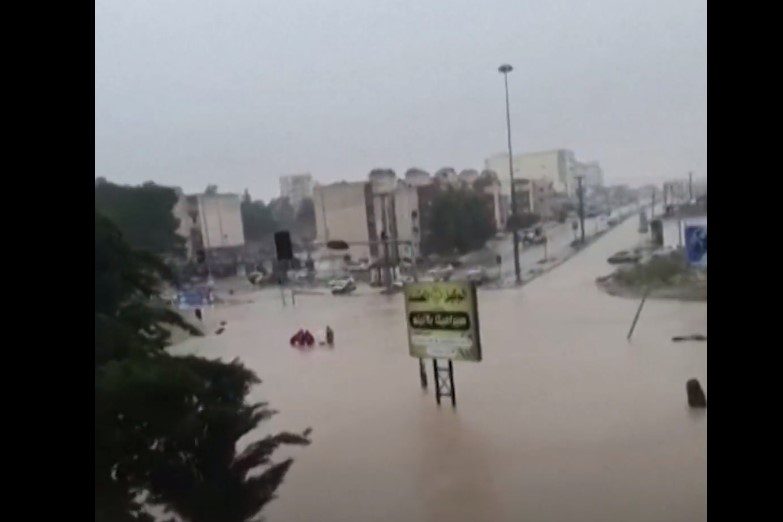 Λιβύη: Η καταιγίδα Daniel κοστίζει τη ζωή σε πάνω από 150 ανθρώπους