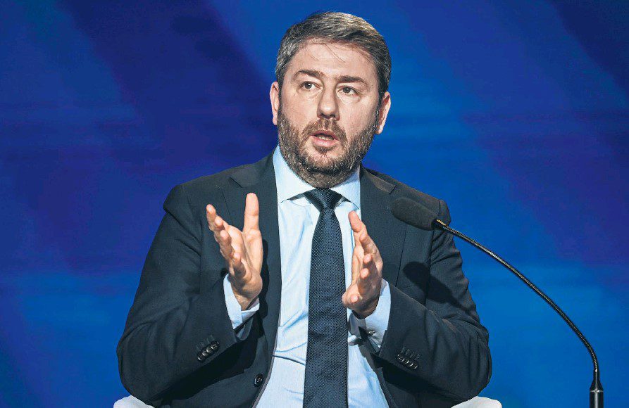 Υποτονική αντιπολίτευση στην εγκληματική κυβέρνηση