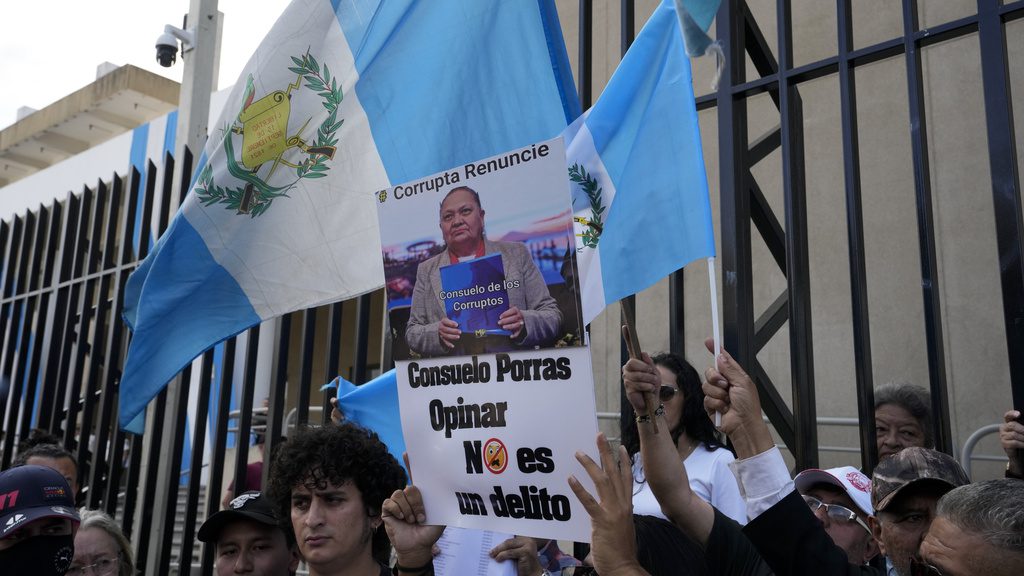 Γουατεμάλα: Αναστέλλεται προσωρινά η απαγόρευση του κόμματος του εκλεγμένου προέδρου Αρέβαλο