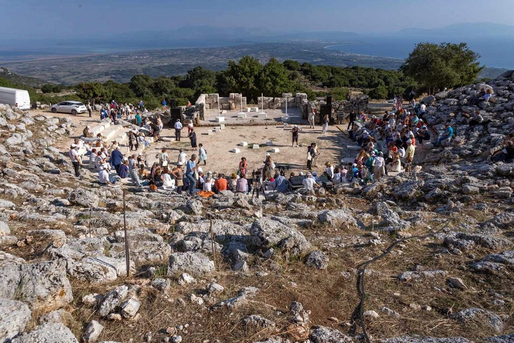 Δύο χιλιετίες μετά – Στο αρχαίο θέατρο της Κασσώπης έργο του Frédéric Lenormand από το Θεατρικό Εργαστήρι Πρέβεζας