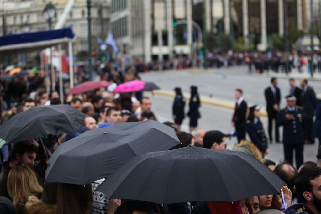 Τι καιρό θα κάνει την 28η Οκτωβρίου – Πού αναμένονται βροχές το Σαββατοκύριακο (Video)