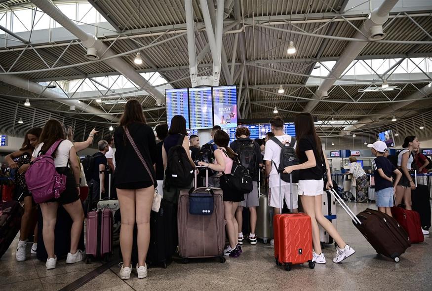 Φάρσα η απειλή για βόμβα στο Ελ. Βενιζέλος: Συνελήφθη Καναδός δημοσιογράφος