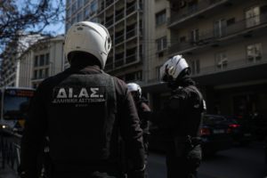 Θεσσαλονίκη: Προφυλακίστηκε απότακτος αστυνομικός &#8211; Κατηγορείται για απόπειρα εκβίασης