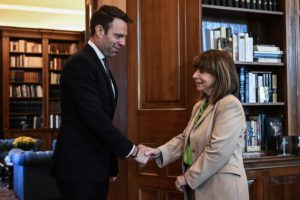 Στo Προεδρικό Μέγαρο ο Στέφανος Κασσελάκης &#8211; Συνάντηση με την Κατερίνα Σακελλαροπούλου