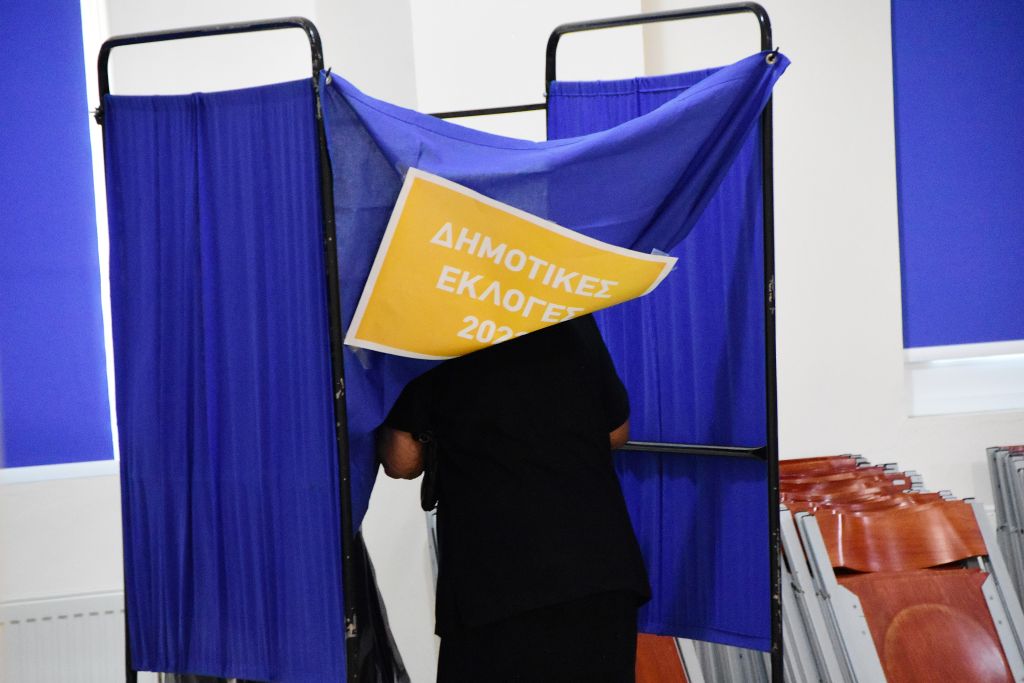 Αυτοδιοικητικές εκλογές: Το exit poll για Δήμο Πατρέων και Περιφέρεια Δυτικής Ελλάδας (LIVE)