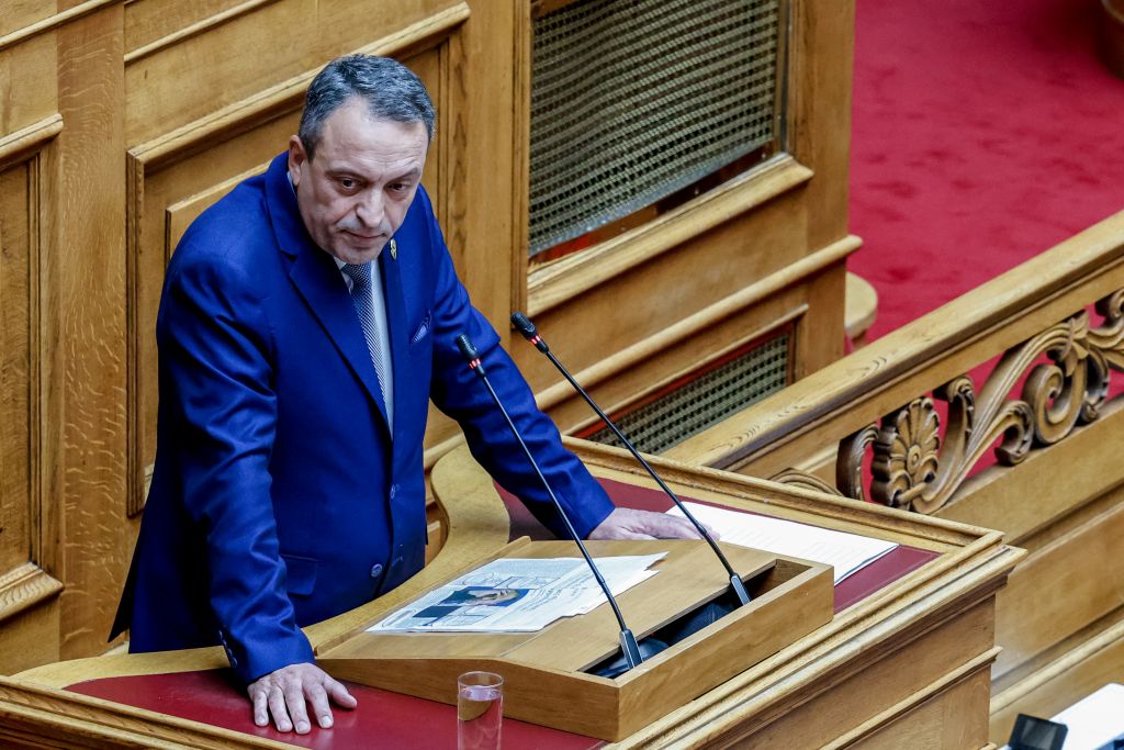 Βουλή: Παραλήρημα Στίγκα κατά ΣΥΡΙΖΑ με κατηγορίες περί «εσχάτης προδοσίας» (Video)