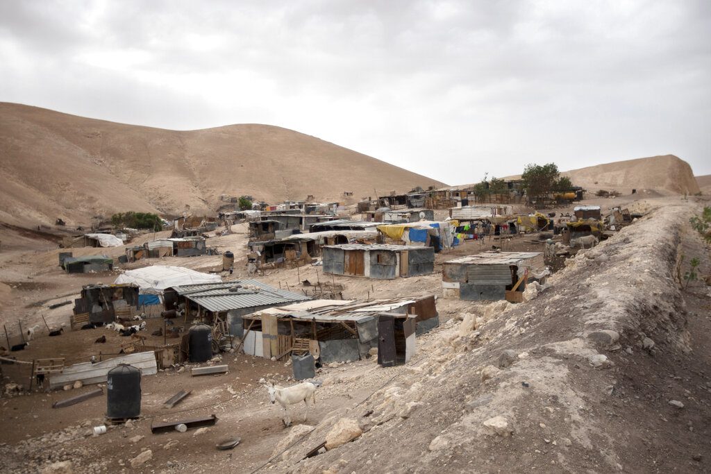 Ισραήλ: Ο «σιωπηλός» εποικισμός της κοινότητας των Βεδουίνων της Δυτικής Όχθης