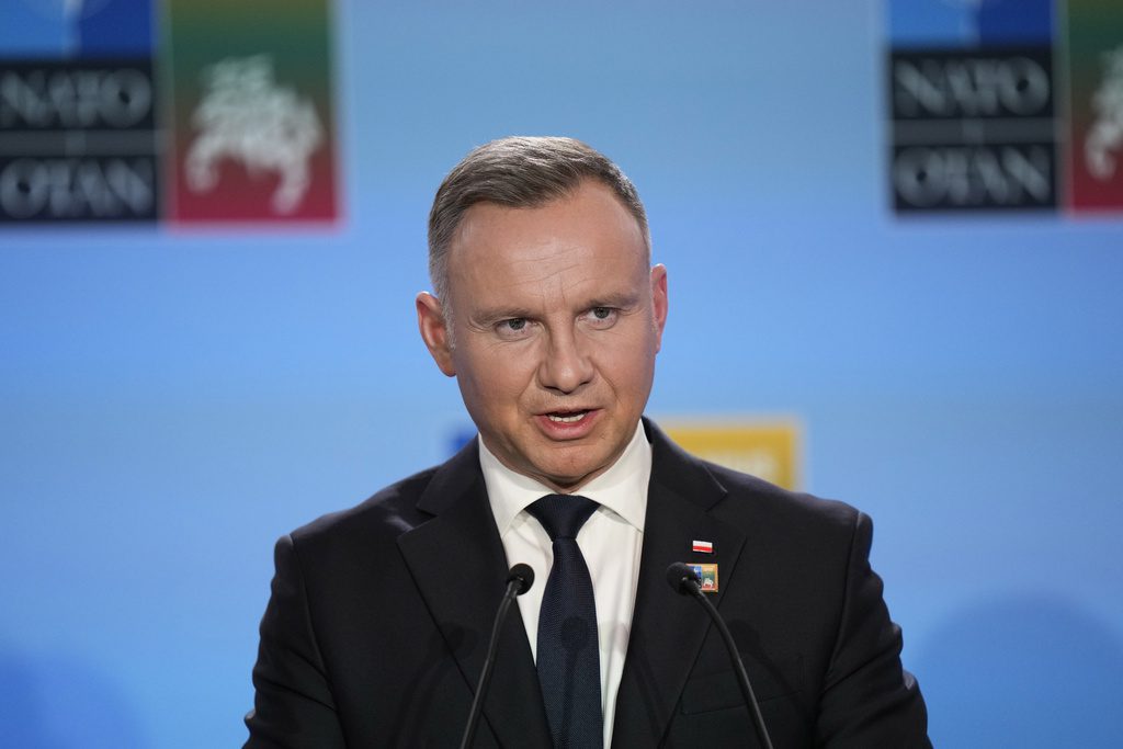 Ο πρόεδρος της Πολωνίας «τρενάρει» το σχηματισμό κυβέρνησης