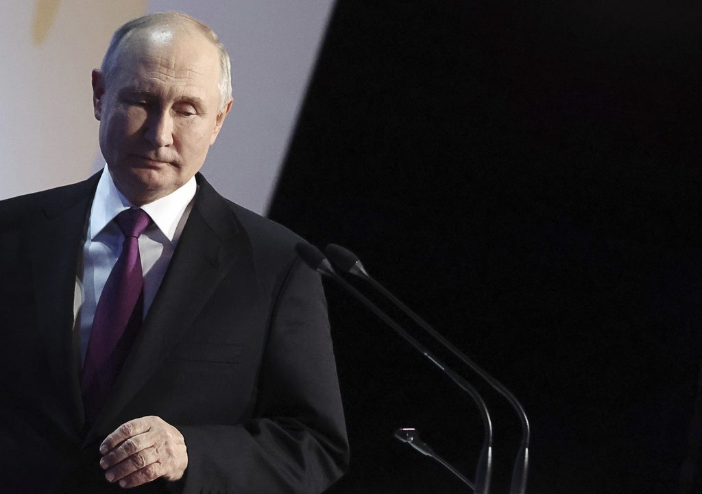 Kommersant: Πιθανή η υποψηφιότητα Πούτιν στις προεδρικές εκλογές του 2024;