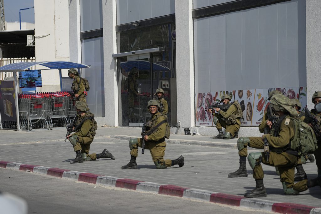 Η «αδικία» κατά των Παλαιστινίων ωθεί τη σύγκρουση με το Ισραήλ σε μια «εκρηκτική» κατάσταση», δηλώνει ο Μαχμούτ Αμπάς στον Άντονι Μπλίνκεν