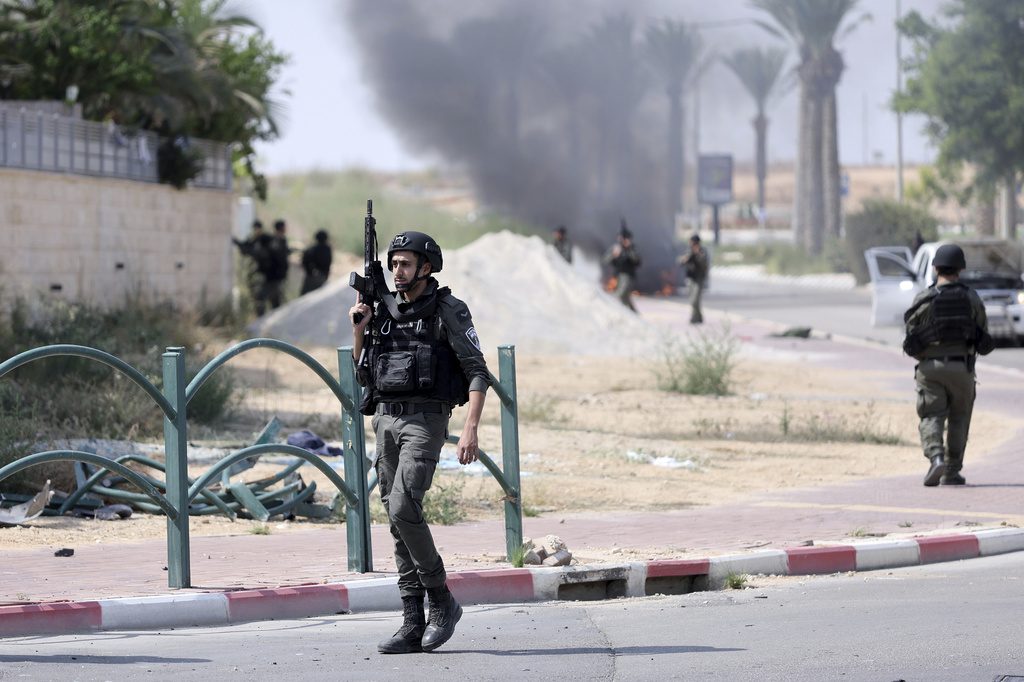 Μέση Ανατολή: Μαίνονται οι μάχες μεταξύ Χαμάς και ισραηλινού στρατού – Πάνω από 700 οι νεκροί