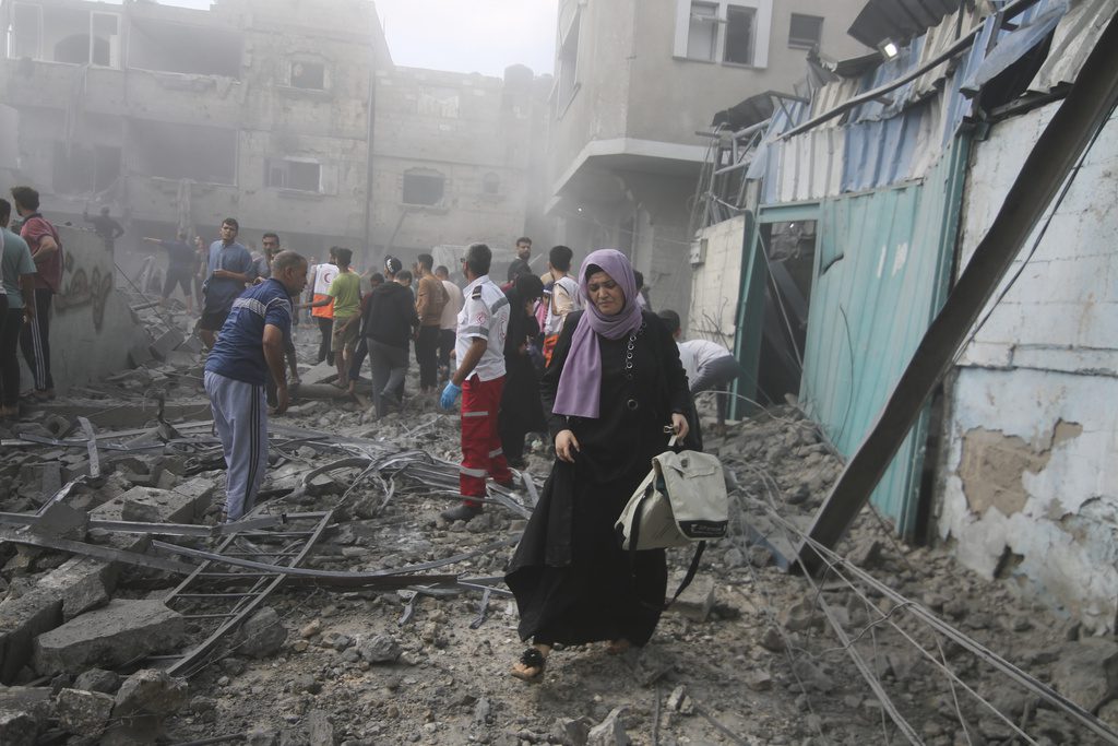 Μέση Ανατολή: Αντίστροφη μέτρηση για το ισραηλινό τελεσίγραφο 24 ωρών – LIVE εικόνα από τη Γάζα