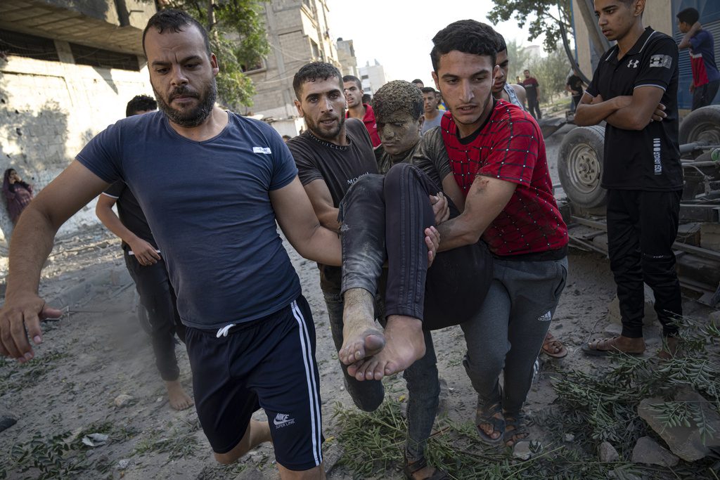 Δραματική προειδοποίηση ΠΟΥ: «Απομένουν 24 ώρες πριν από την καταστροφή» – Συνεχίζεται το σφυροκόπημα στη Γάζα (LIVE)