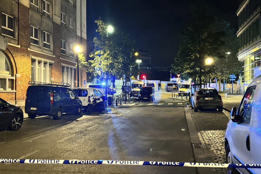 Πυροβολισμοί στις Βρυξέλλες: Οριστική διακοπή του αγώνα Βέλγιο – Σουηδία (Video)