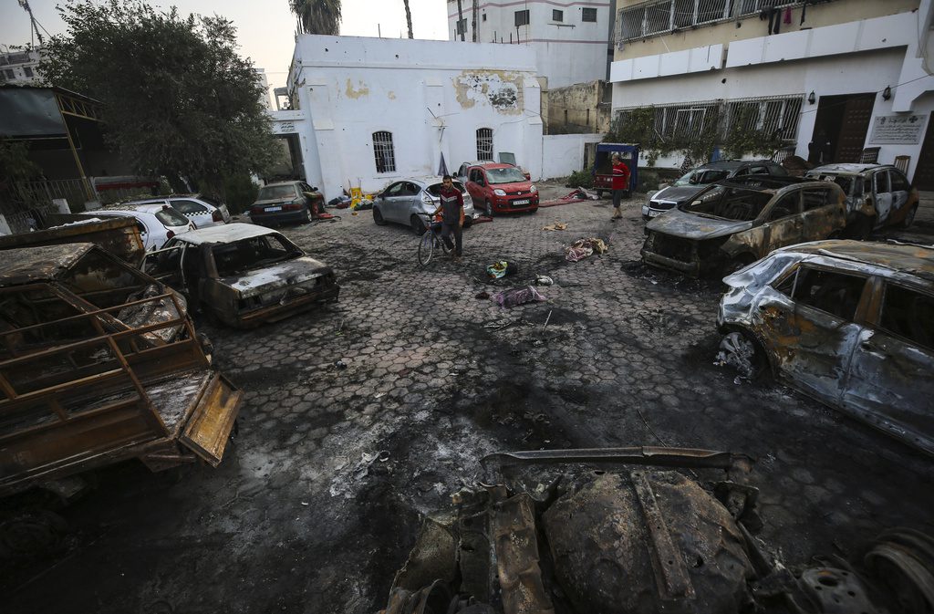 Αποκάλυψη σοκ από τον Αγγλικανό Αρχιεπίσκοπο: «Οι Ισραηλινοί μας προειδοποιούσαν επί τρείς ημέρες ότι θα χτυπήσουν το Αλ Αχλί» (Video)