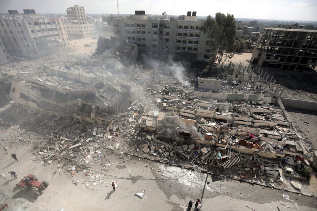 Κόλαση πυρός στη Γάζα: Νέο μπαράζ βομβαρδισμών – Έτοιμο για χερσαία εισβολή το Ισραήλ (LIVE εικόνα)