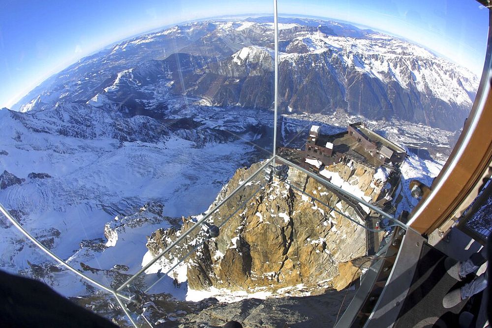 Mont Blanc: Πώς έχασε ύψος η ψηλότερη κορυφή της Ευρώπης – Τι λένε οι ειδικοί