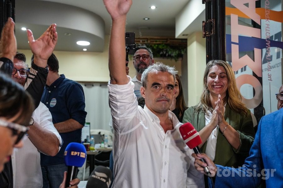 Δήμαρχος ο Χριστόφας από την πρώτη Κυριακή στη Μυτιλήνη – Μαίνεται ο γαλάζιος «εμφύλιος» στο βόρειο Αιγαίο