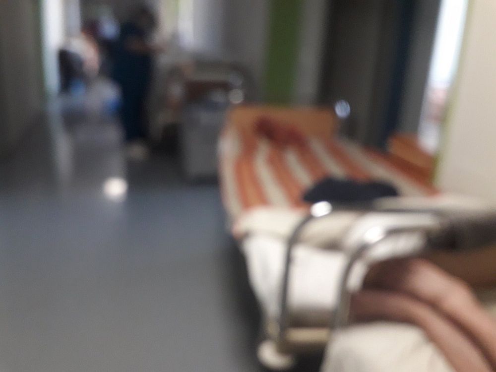 ΕΣΥ σε κατάρρευση: Μία τουαλέτα για 23 ασθενείς στον Ευαγγελισμό – Βγήκαν ξανά ράντζα στους διαδρόμους