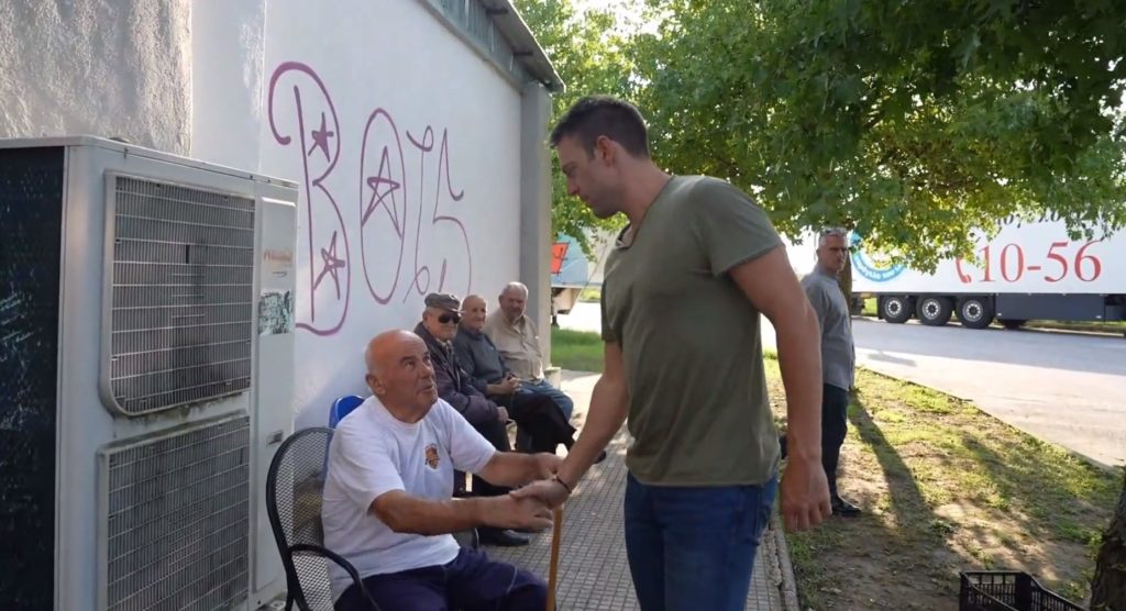 Με τους πλημμυροπαθείς του Παλαμά Καρδίτσας ο Κασσελάκης: «Από εδώ και πέρα, ο ΣΥΡΙΖΑ θα αρχίζει από την κοινωνία»