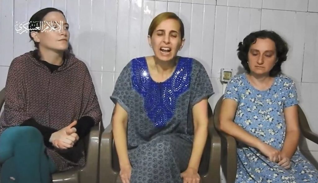 Βίντεο της Χαμάς με τρεις γυναίκες ομήρους να κατηγορούν τον Νετανιάχου – Τι απαντά ο ισραηλινός πρωθυπουργός (Video)