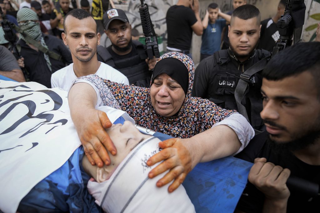 Δυτική Όχθη: Ισραηλινό αεροπορικό χτύπημα σε τζαμί της Τζενίν – 4 νεκροί, πολλοί τραυματίες