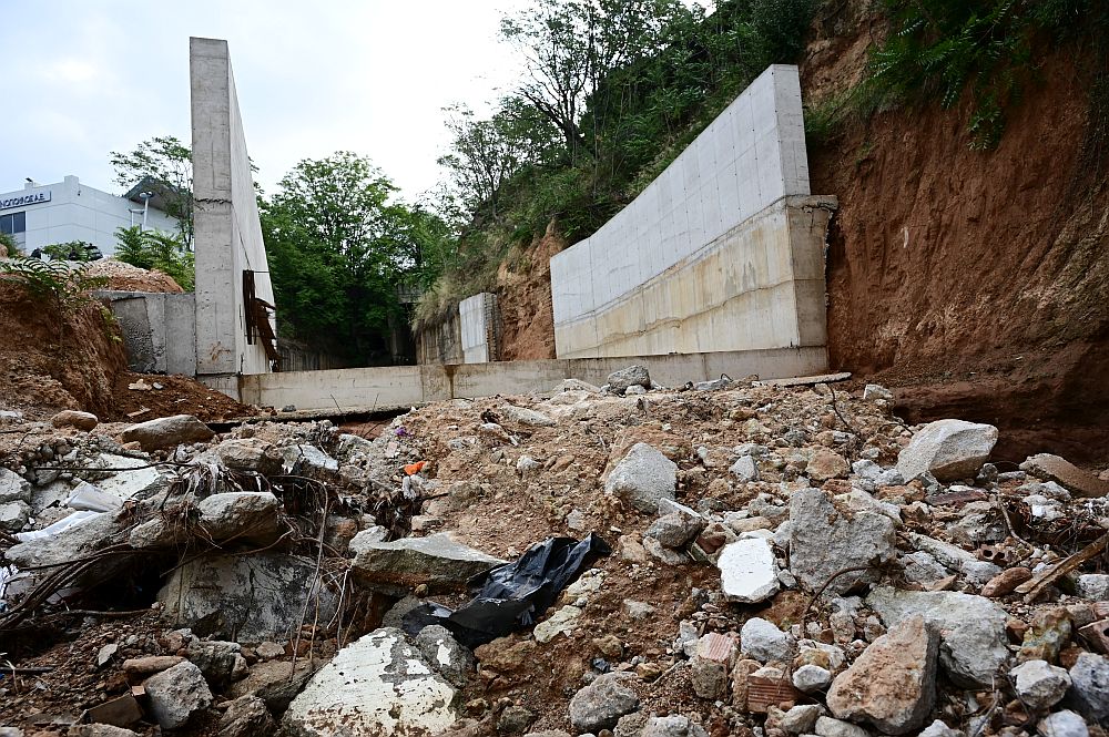 Σε επιφυλακή για Κηφισό και ρέματα: Ποιοι δήμοι μπαίνουν σε «Ειδική Κινητοποίηση Πολιτικής Προστασίας»