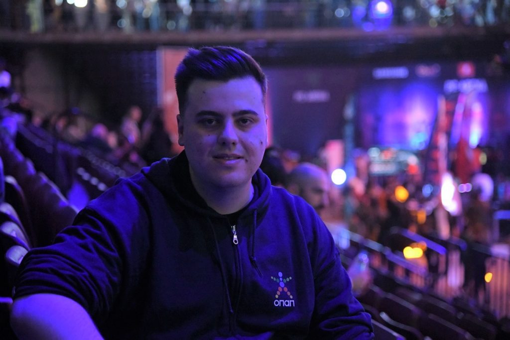 Οι ΟΠΑΠ Champions καλωσορίζουν τον αθλητή των e-sports Νάσο Βασαλάκη (Video)