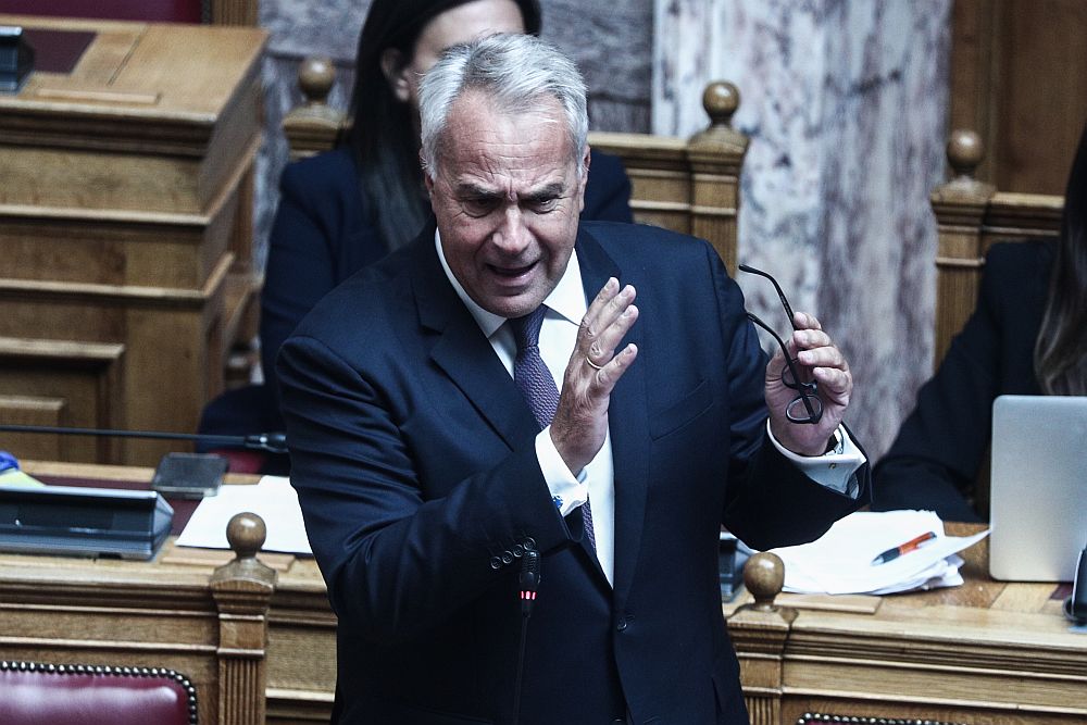 Αθλιότητα Βορίδη στη Βουλή: Αποκάλεσε «Φαμελλάκη» τον Στέφανο Κασσελάκη