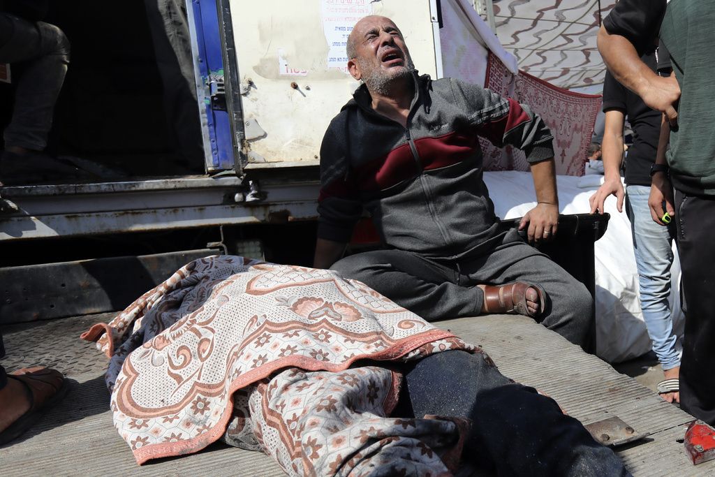 Τραγική κατάσταση στα νοσοκομεία της Γάζας: Πεθαίνουν ασθενείς στο Αλ Σίφα, μάχες γύρω από το Αλ Κουντς