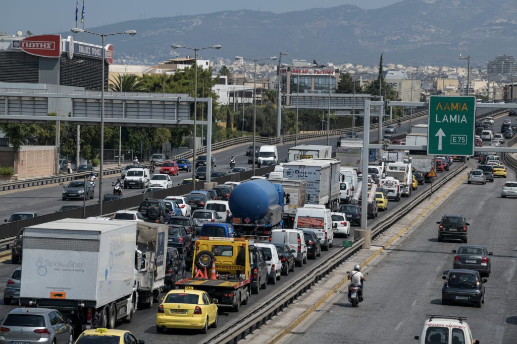 Κίνηση στους δρόμους: Ξανά στα «κόκκινα» ο Κηφισός – Πού αλλού εντοπίζονται προβλήματα