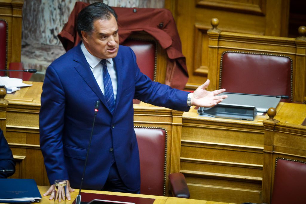 Τραγωδία στα Τέμπη: «Κωλοτούμπα» Γεωργιάδη στη Βουλή μετά τον σάλο για τη μισάνθρωπη δήλωση