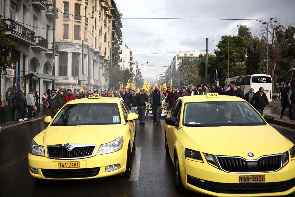 Νέα 48ωρη απεργία στα Ταξί ενάντια στο φορολογικό νομοσχέδιο – Πότε τραβούν χειρόφρενο