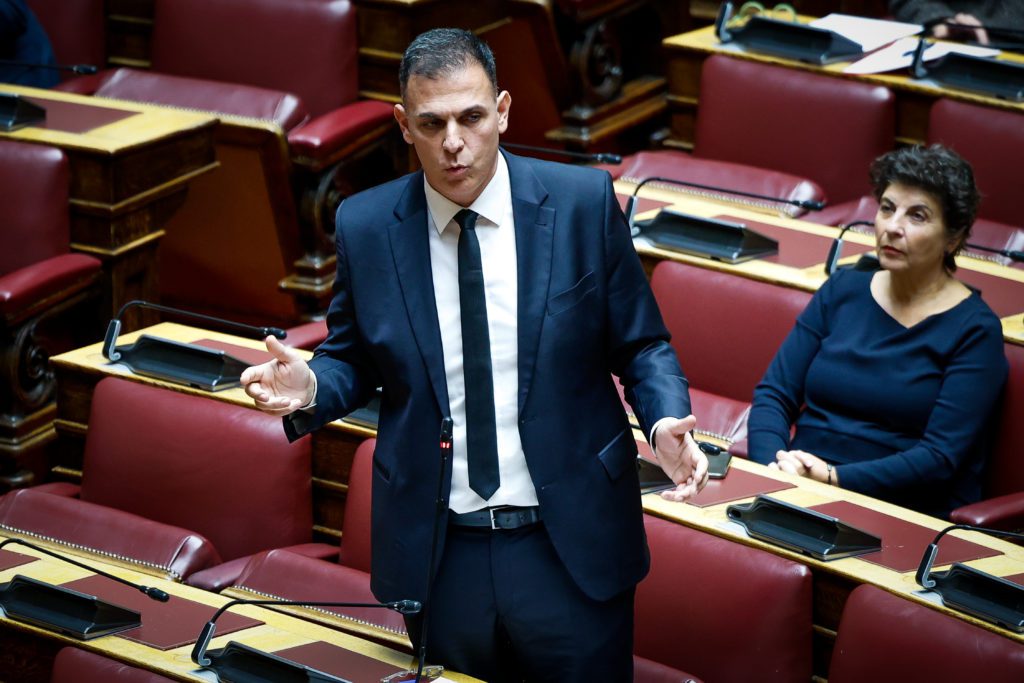 Καραμέρος για αποκάλυψη Documento: Μητσοτάκης και υπουργοί να λογοδοτήσουν ξανά για το έγκλημα στα Τέμπη και τα νέα στοιχεία