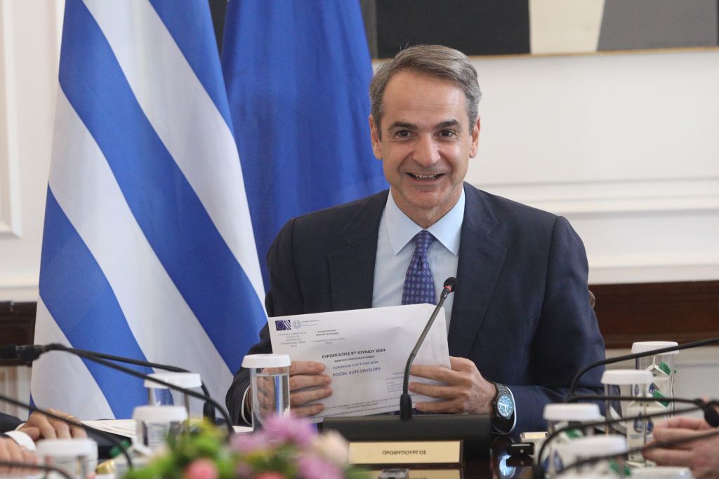 Μητσοτάκης στο υπουργικό: Ανακοίνωσε επιστολική ψήφο για τις ευρωεκλογές