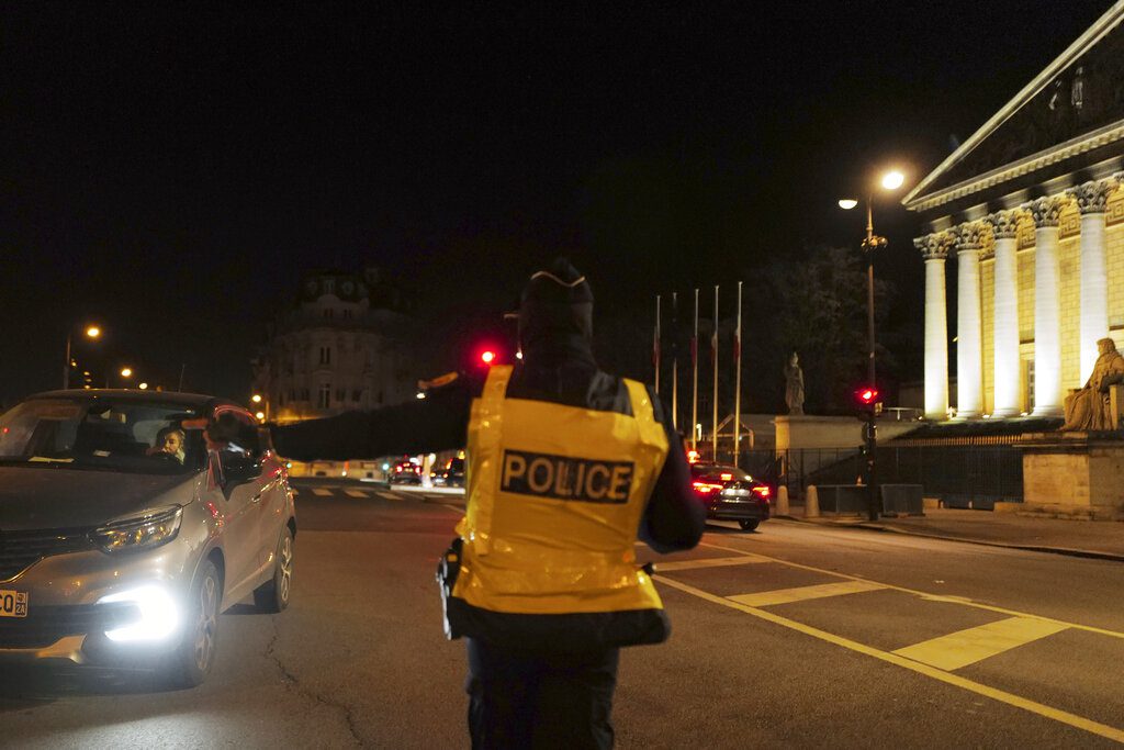 Γαλλία: Έφηβος κλώτσησε στην πλάτη ραβίνο στο μετρό των Παρισίων