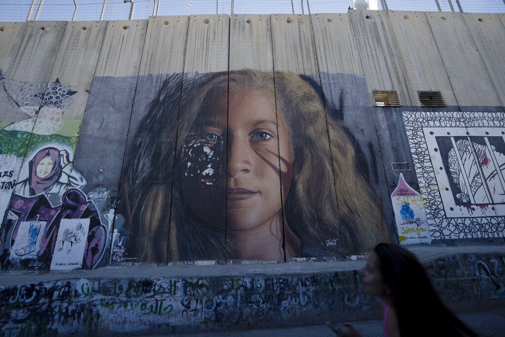 Αχέντ Ταμίμι: Η γυναίκα σύμβολο του Παλαιστινιακού αγώνα – Αυτή είναι η ιστορία της (Photos – Video)