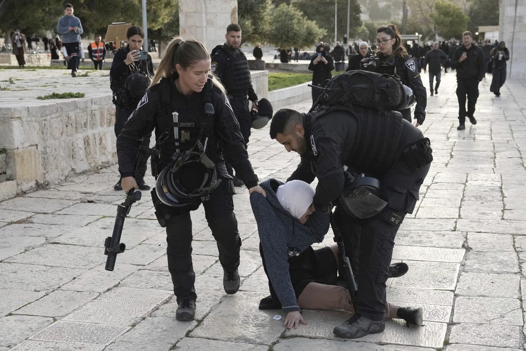 Ισραήλ: Κρατάει φυλακισμένους εκατοντάδες Παλαιστίνιους χωρίς απαγγελία κατηγοριών ή δίκη